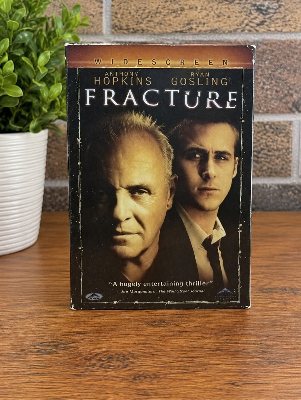 Fracture DVD Anthony Hopkins Ryan Gosling